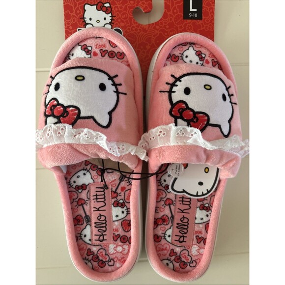 Hello Kitty Women’s Peach/ Light Pink Slippers Size 9-10 - Picture 2 of 9
